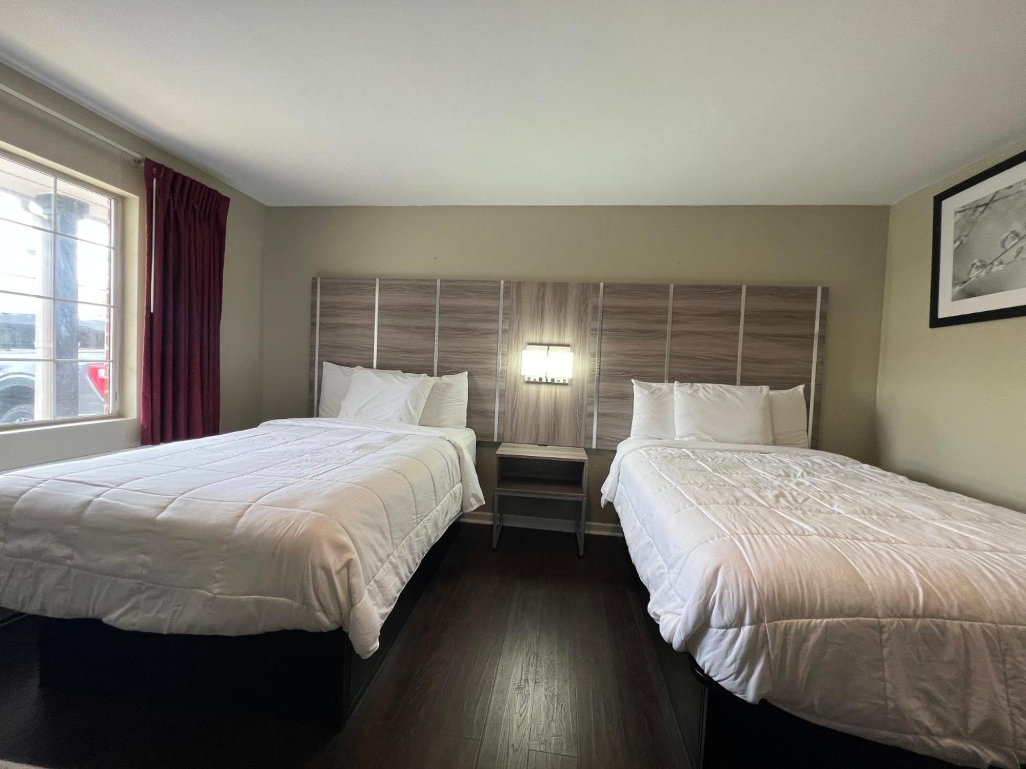 Travelodge By Wyndham סנטי מראה חיצוני תמונה